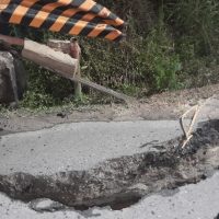 Se derrumbó parte del Puente de la subida 30 y 66