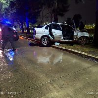 Accidente en Berisso: Mujer Herida Tras Choque entre Auto y Colectivo