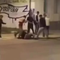 Violencia Nocturna en Berisso: Brutal Pelea Callejera