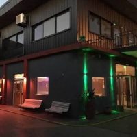 ESTAFARON A CHICOS DE 10 COLEGIOS: La dueña de un boliche en la mira