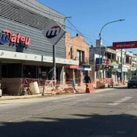 Crisis Comercial en Berisso: La Baja Venta Obliga al Cierre de Locales