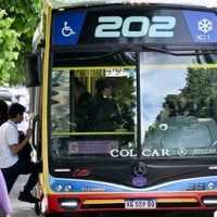 Ya rige el aumento de transporte: los boletos de micro en la región ya superan los $1.000