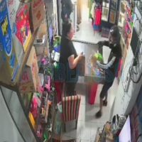 Comerciante enfrentó a ladrones en un Violento Intento de Robo