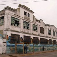 Berisso el «Reino del revés»: 7500 millones en un «Palacio» y 0 en comida