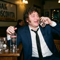 Se «mamaron» con Vodka: La teoría Rusa de Milei