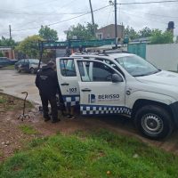 Vientos intensos en la ciudad: Defensa Civil intervino en más de 35 incidentes por ráfagas de 65 km/h