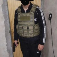 Primer allanamiento por las «amenazas de tiroteos»