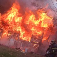 Voraz incendio en el Barrio Náutico: una vivienda sufrió pérdidas totales
