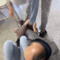 Feroz ataque entre estudiantes secundarios y la violencia no frena