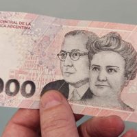 Inflación sin chamullo: ¿cuánto comprabas y cuánto compras con 2 mil pesos?