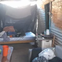 LOS INVISIBLES: En Villa Zula asistieron a un anciano en situación de abandono extremo