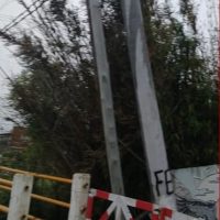 FALTA DE CONTROL Y DESIDIA, UN CAOS Y EL PELIGRO SE JUNTARON EN EL «PUENTE DE LA 66»