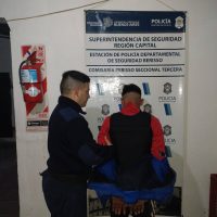 RAPILADRON: COMETIÓ DOS ROBOS EN UNOS MINUTOS